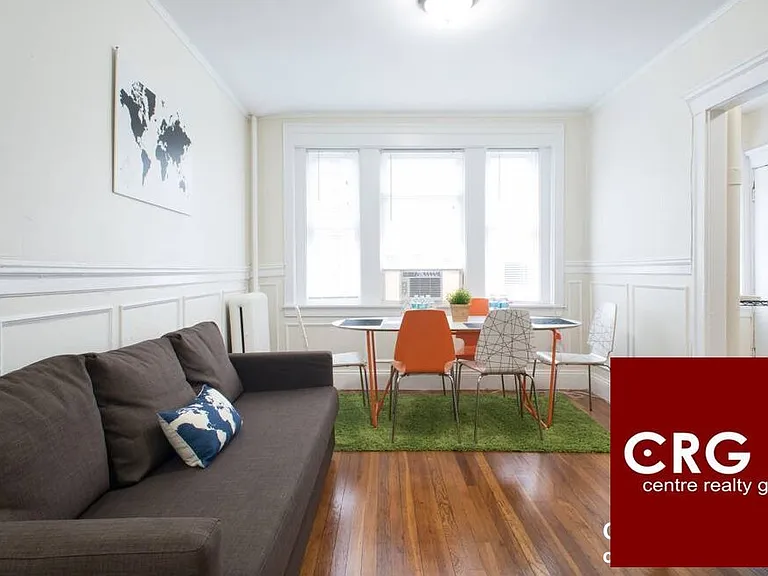 240 Kelton St #10 — Photo 4