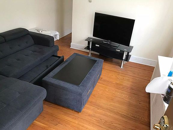 1st floor living room