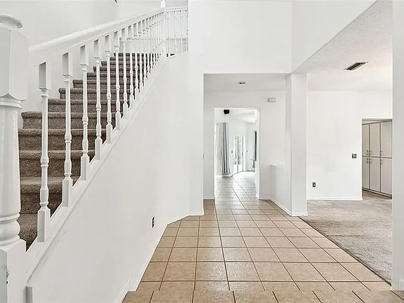 5th image of 9122 Rockrose Dr