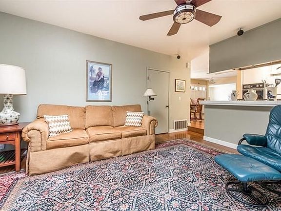 5th image of 5263 Romford Dr