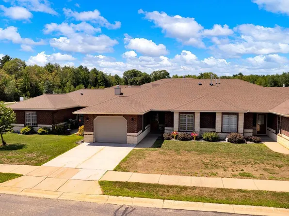 1016 JASMINE LANE Unit B, Stevens Point, WI 54482
