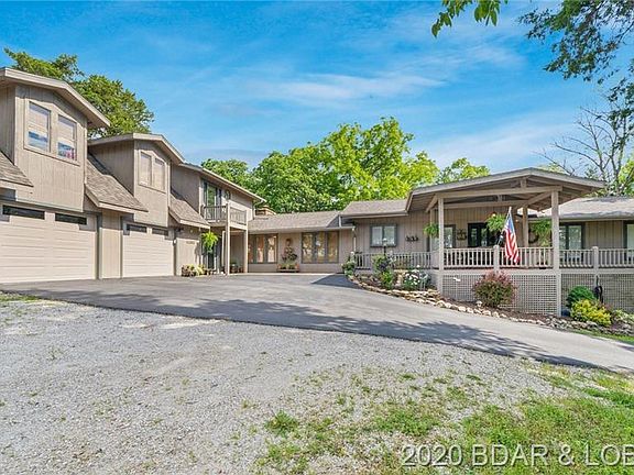 5th image of 215 Lake Valley Dr