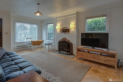 1214 E Fir St Photo 1