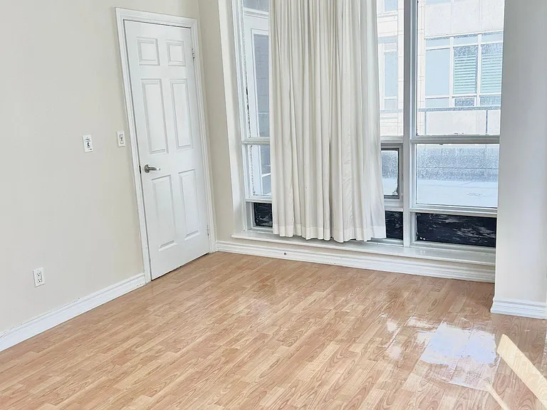 761 Bay St #204 — Photo 11