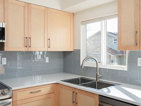 5th image of 354 Foul Bay Rd