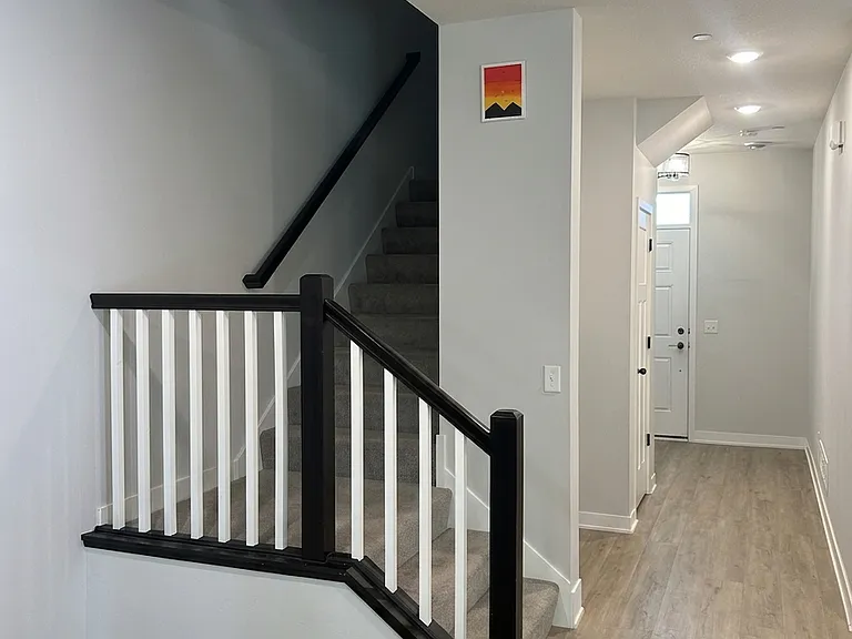Entrance & Hallway