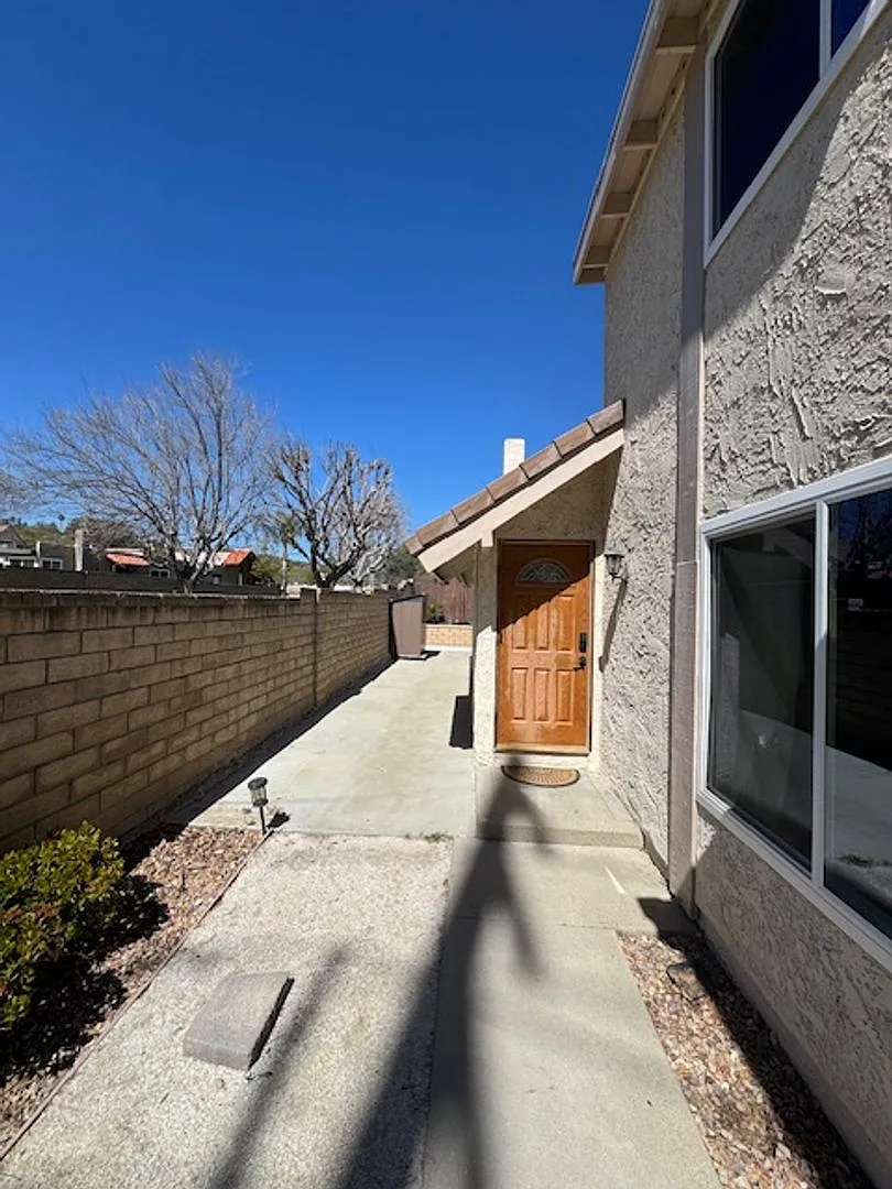 Building Photo - 22813 Rio Clara Dr