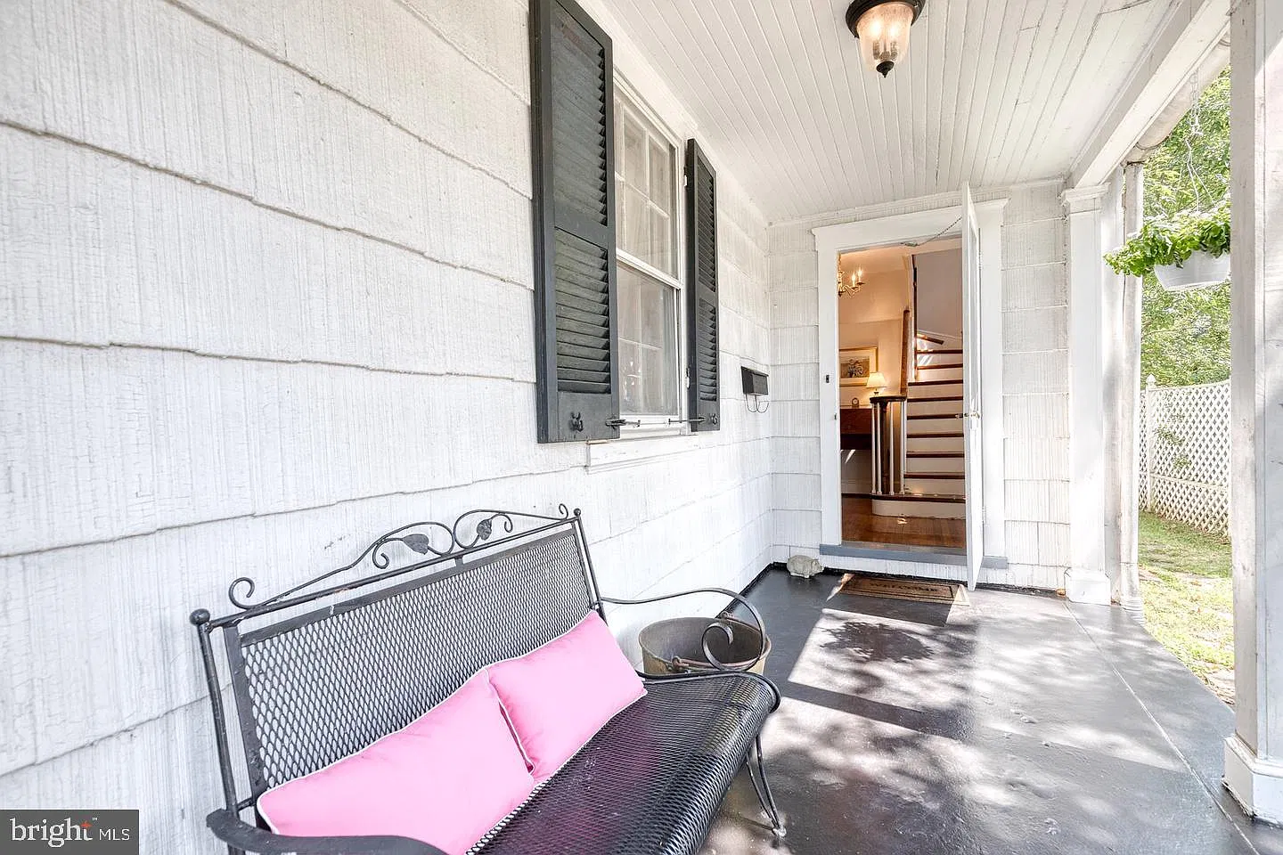 3 bed, 1.5 bath, 1764 sqft, $2,900 — Photo 2