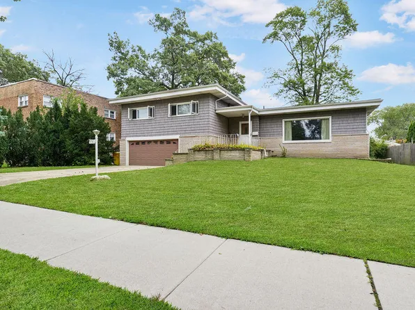 531 N Oakwood St, Griffith, IN 46319
