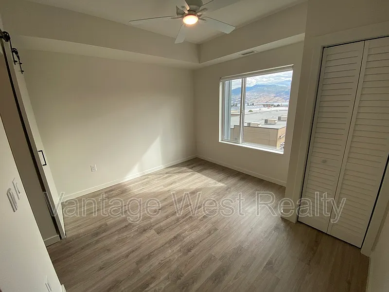 2 bed, 2.0 bath, 888 sqft, $1,800 — Photo 4