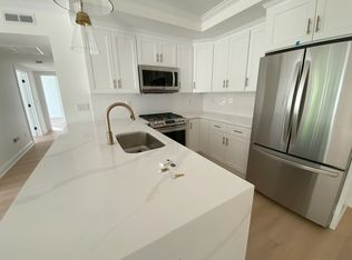 69 Cummins Hwy UNIT 202, Boston, MA 02131