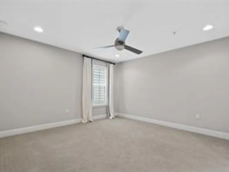 2054 Brink Aly — Photo 4