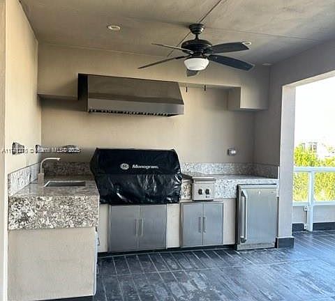 5th image of 6320 NW 105th Pl