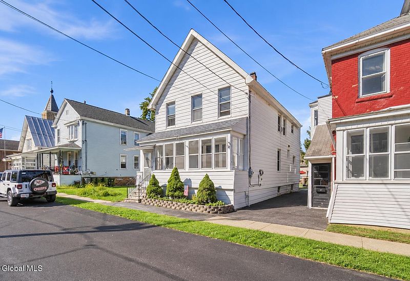 4th image of 11 Archibald Street