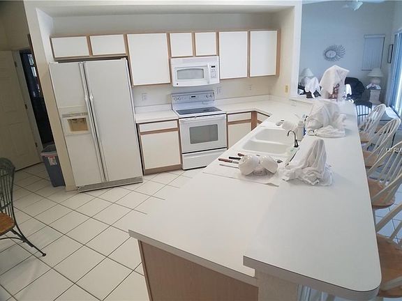 2nd image of 10605 Hatteras Dr
