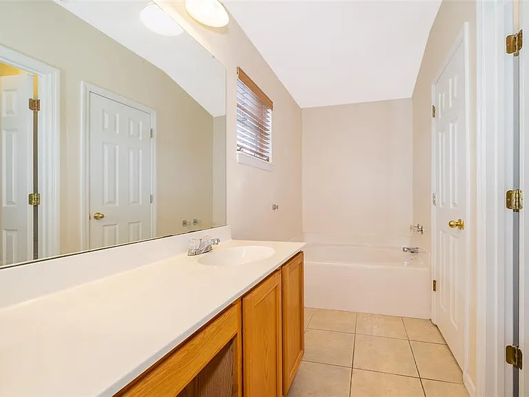 63 Jett Loop — Photo 14
