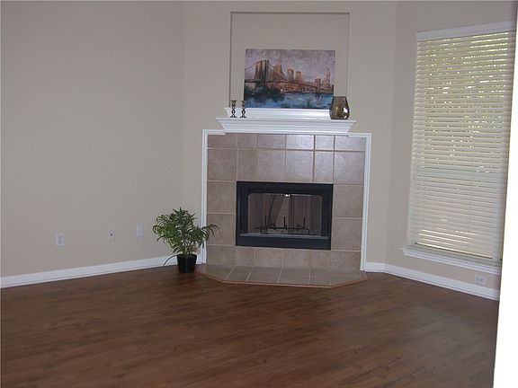5th image of 2054 Kimbrook Dr