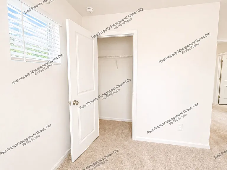 3105 Lilac Grove Dr — Photo 12