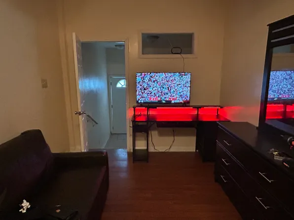 5310 Venus St APT A, New Orleans, LA 70122