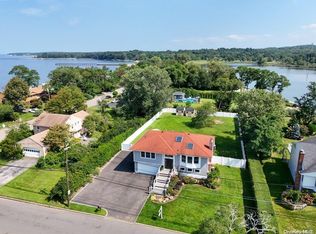 24 Southland Dr, Glen Cove, NY 11542