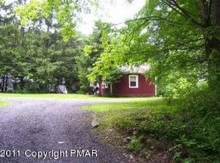 510 Gapview Dr, East Stroudsburg, PA 18301