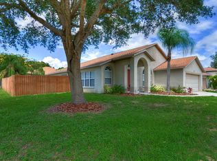 2508 Fairhaven Dr, Valrico, FL 33596