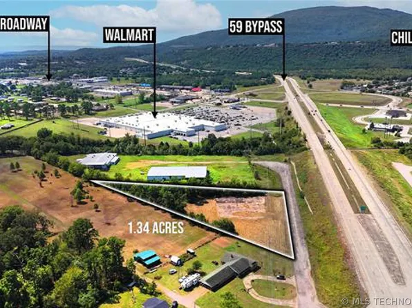 292nd St, Poteau, OK 74953