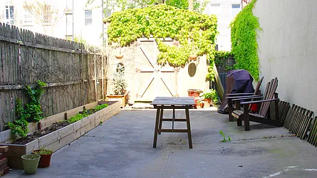 Rented by True Real Estate Group