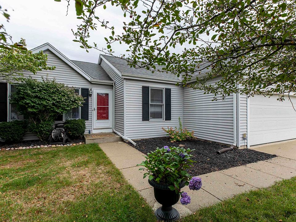 1st image of 2309 Foxfire Dr