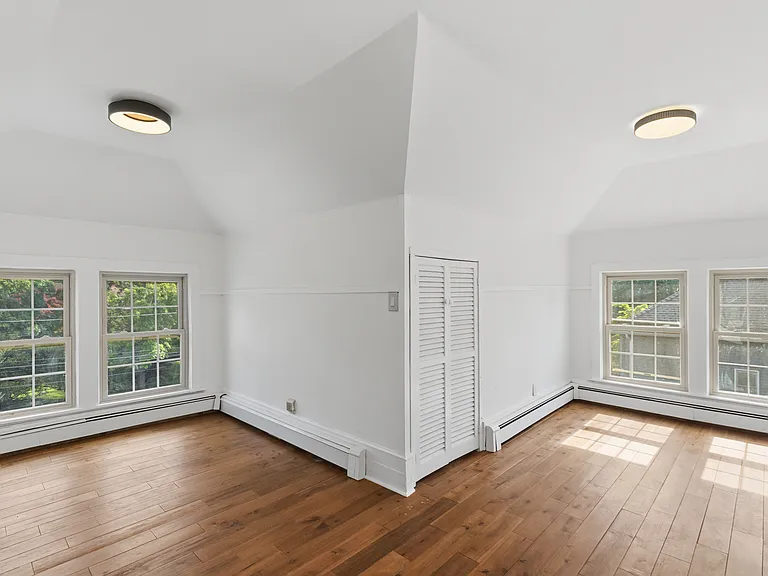 27 Dosoris Way — Photo 21
