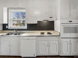 11205 Wimberly Dr, Henrico, VA 23238