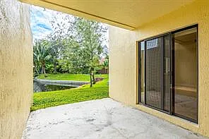 6094 Live Oak Ct — Photo 34