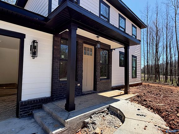 3rd image of 18836 Holt Rd