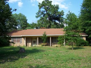 215 W Fm 861, Elkhart, TX 75839