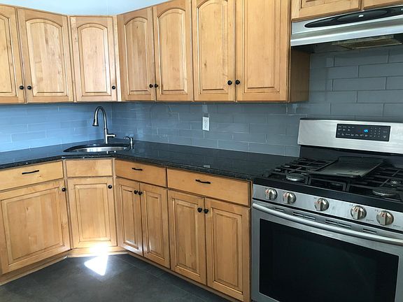 2nd image of 6310 Eliot Ave