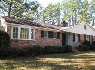 21 Pine Valley Cir, Moultrie, GA 31768