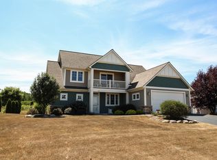 398 Coastal View Dr, Webster, NY 14580