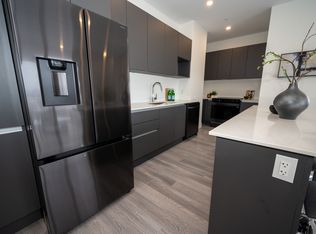 307 Prince Albert Rd #1503, Halifax, NS B2Y 1N3