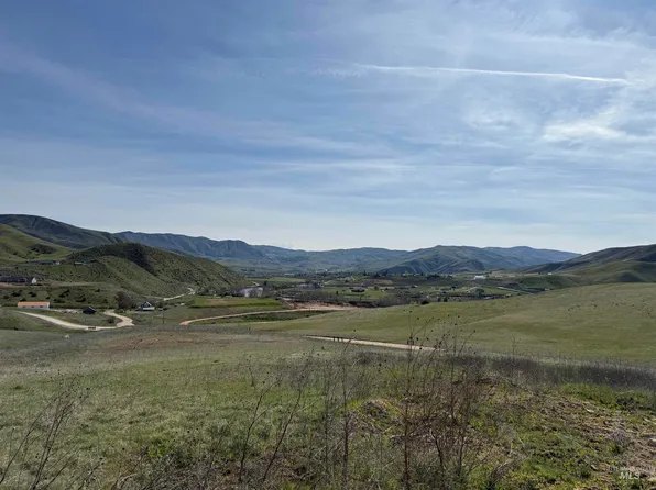 11 Margarets Way, Horseshoe Bend, ID 83629