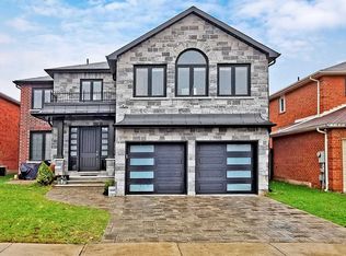 2373 Annan Woods Dr, Pickering, ON L1X2J6