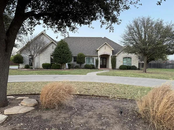 1610 Stonetrail Dr, San Angelo, TX 76904