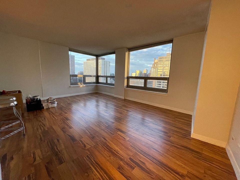 Living Room Lo