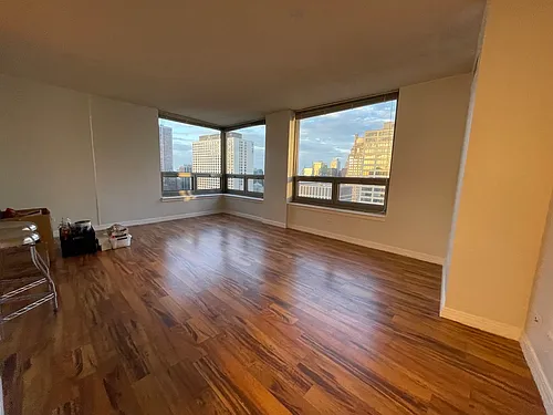 440 N Wabash Ave Photo 1