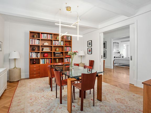 4th image of 40 E 66th St APT 7C
