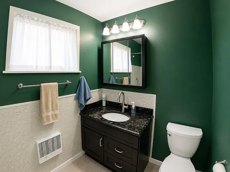 201 Oakhill Dr — Photo 11