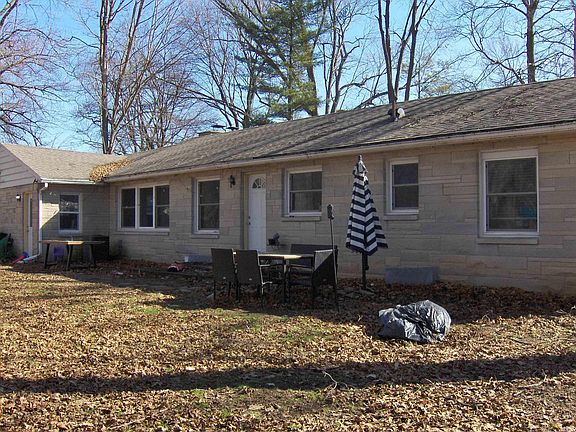 4th image of 2109 Bashor Rd