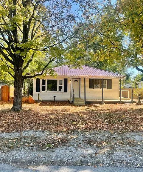 5013 N Vance St — Photo 1