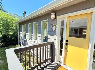 25747 Trask River Rd, Tillamook, OR 97141