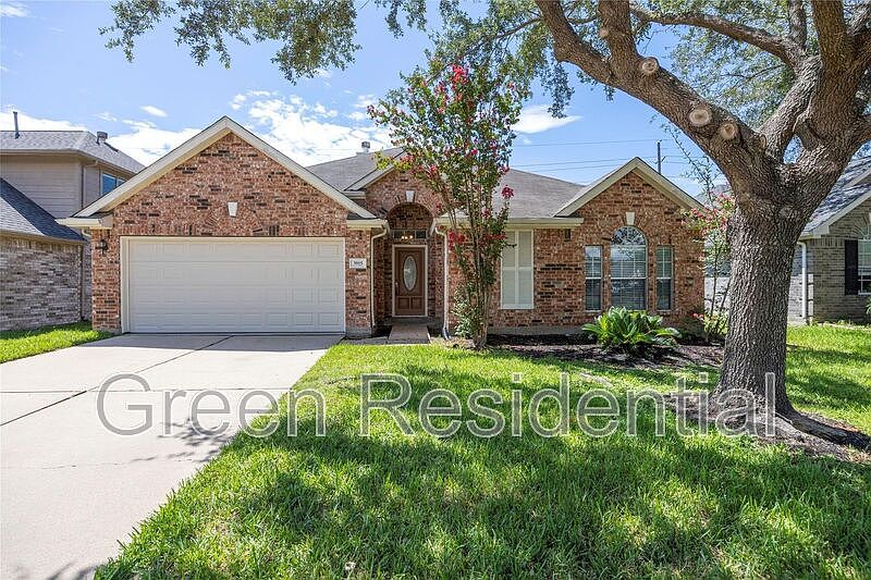 1st image of 3915 Lauderwood Ln