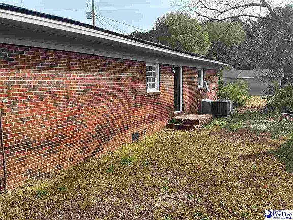 4th image of 105 Mace Ct